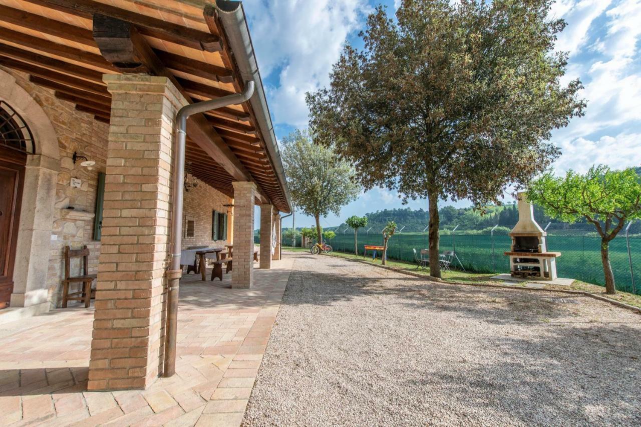 Todi Truffle Apartment Luaran gambar